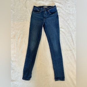 Levi’s 721 High Rise Skinny Jeans